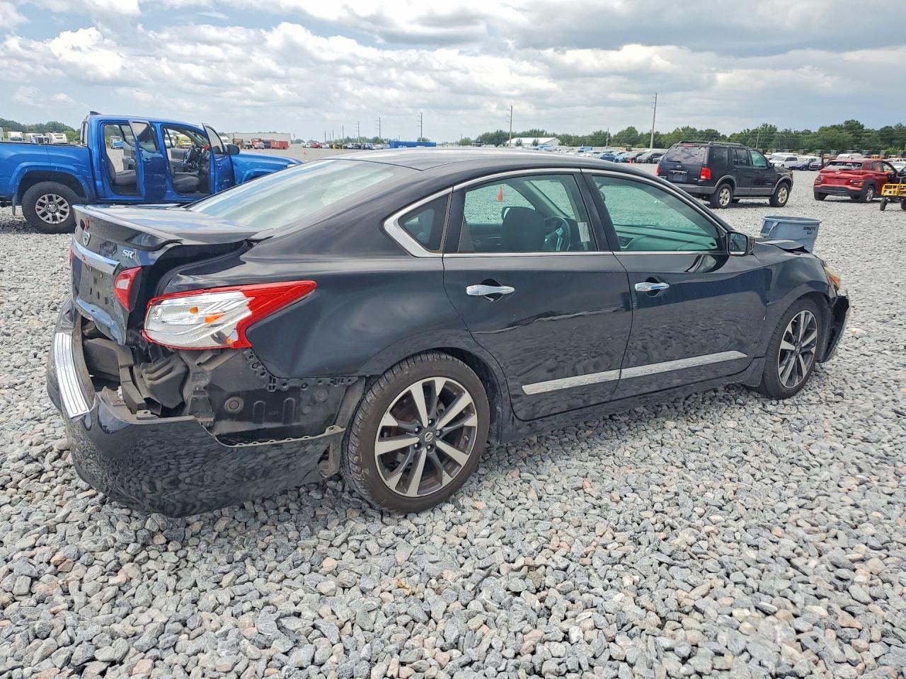 2016 Nissan Altima 2.5 Sr - zdjęcie 3