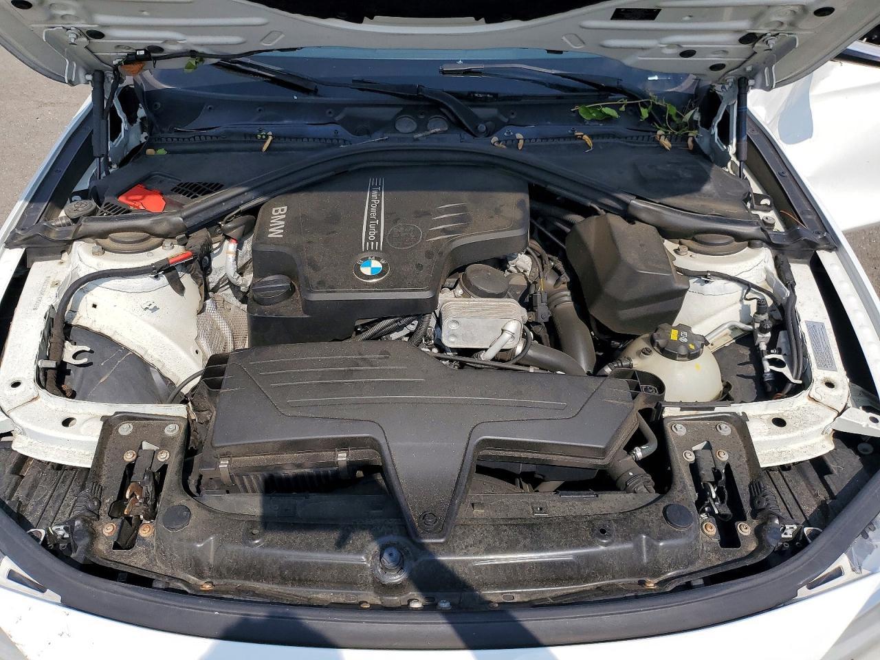 2014 BMW 320 I xDrive - zdjęcie 11