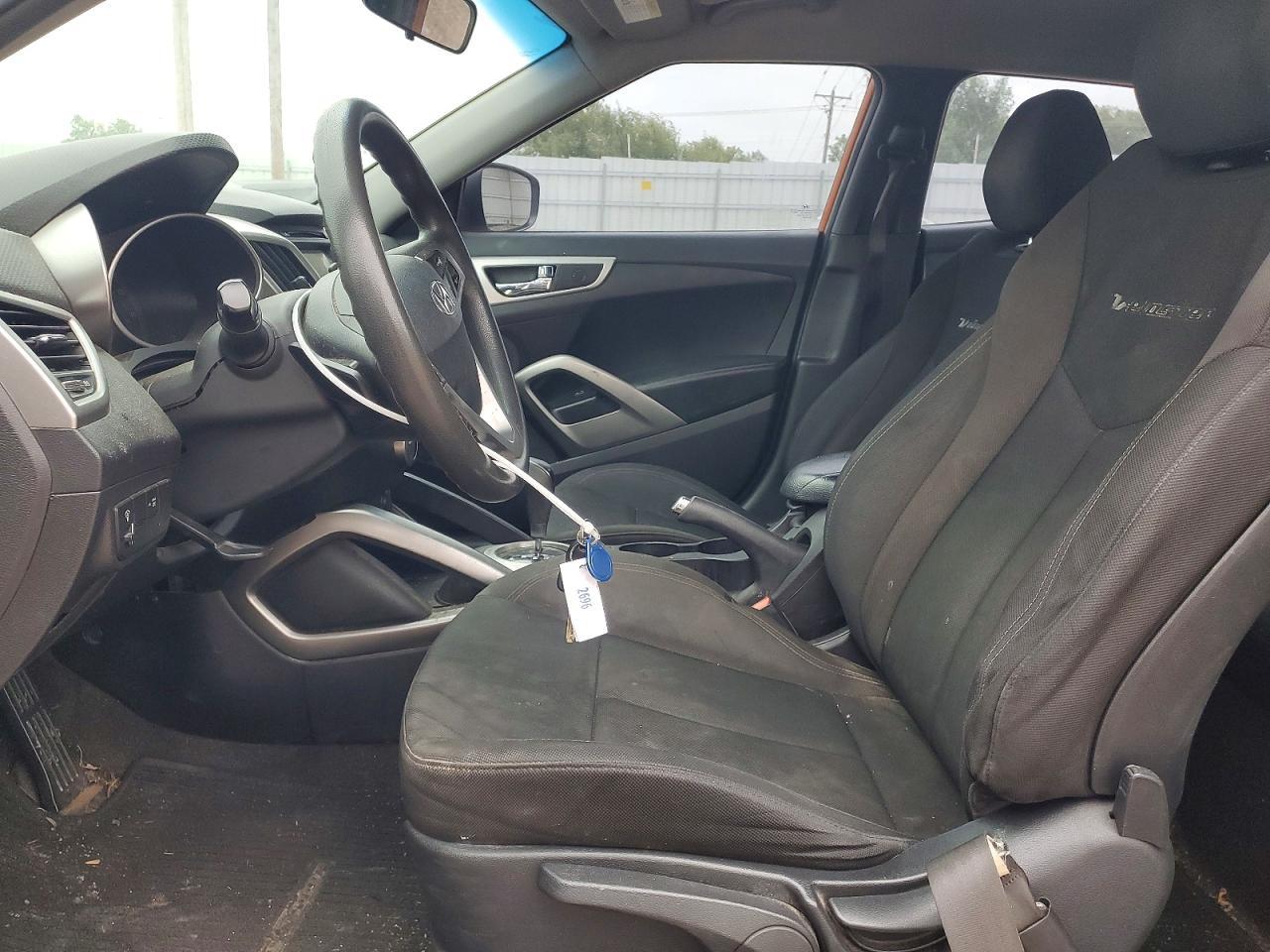 2015 Hyundai Veloster Base - zdjęcie 7