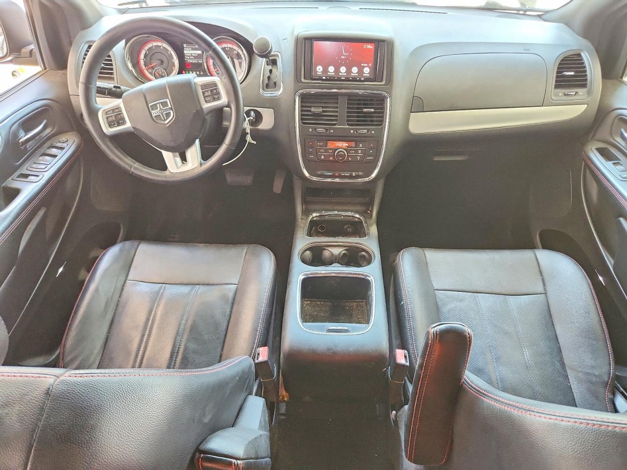 2019 Dodge Grand Caravan Gt - zdjęcie 8