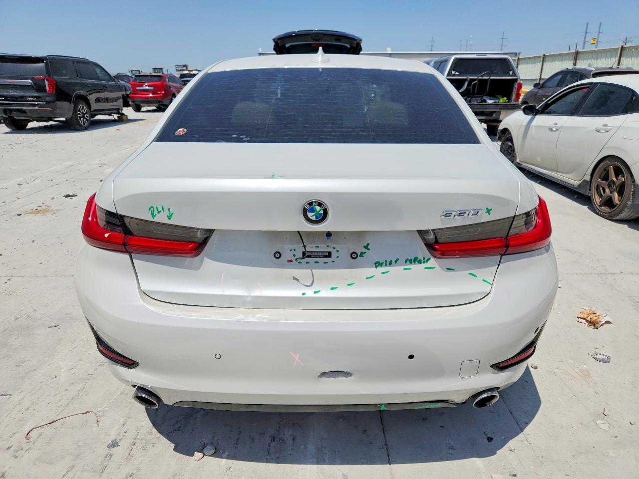 2019 BMW 330I - zdjęcie 6