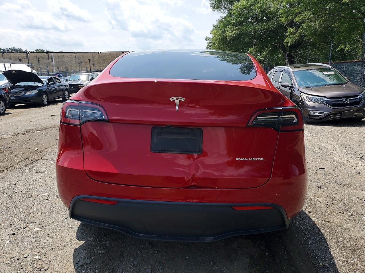 2022 Tesla Model Y - zdjęcie 6