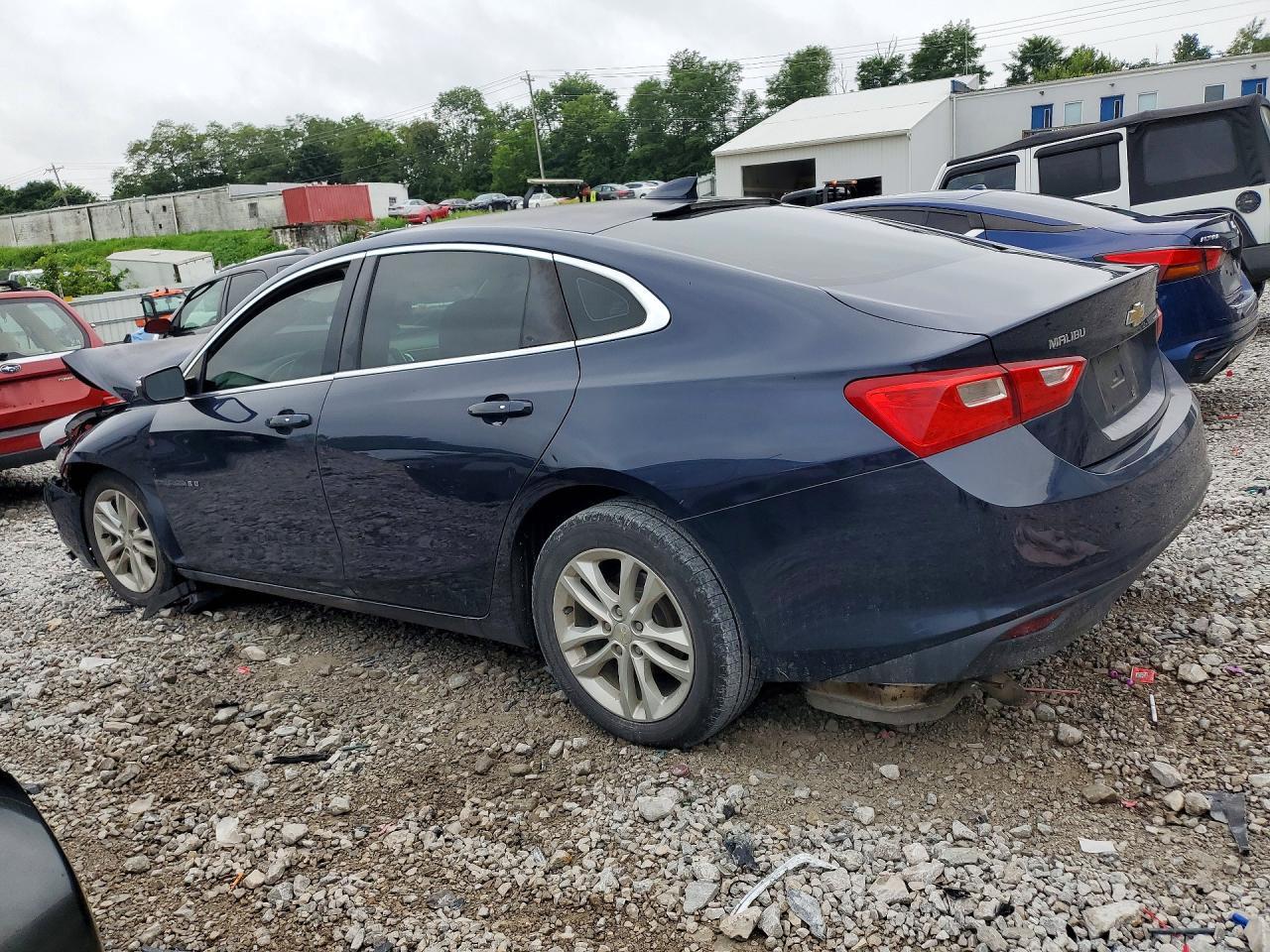 2016 Chevrolet Malibu Lt - zdjęcie 2