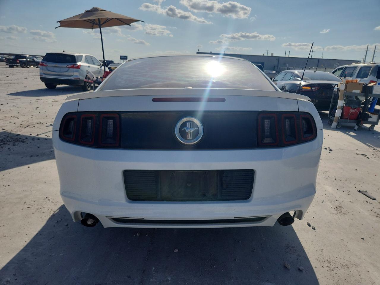 2014 Ford Mustang - zdjęcie 6