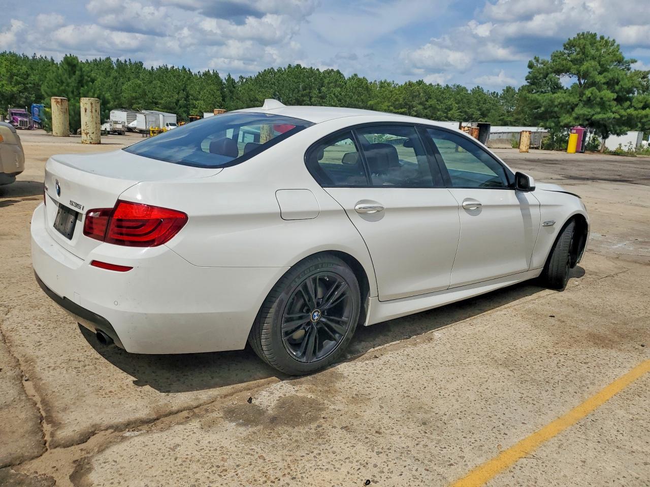 2013 BMW Seria 5 535i - zdjęcie 3
