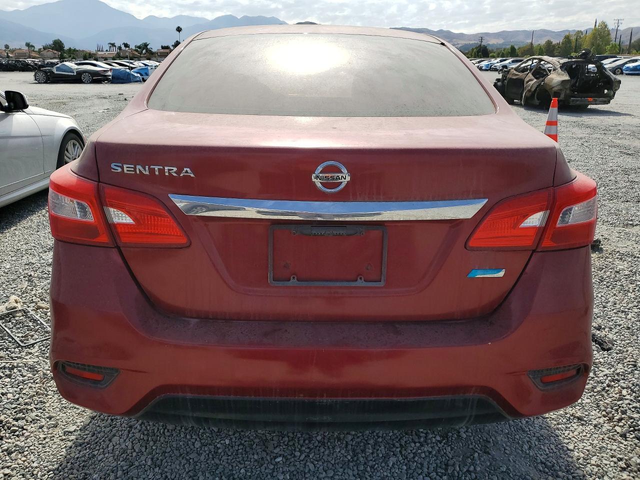 2017 Nissan Sentra - zdjęcie 6