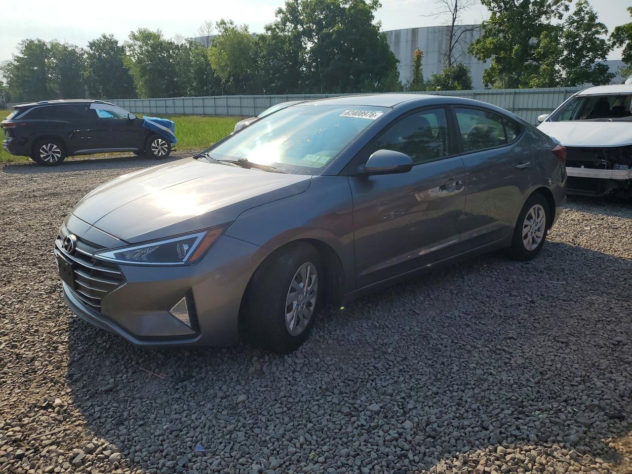 2019 Hyundai Elantra Se - zdjęcie główne
