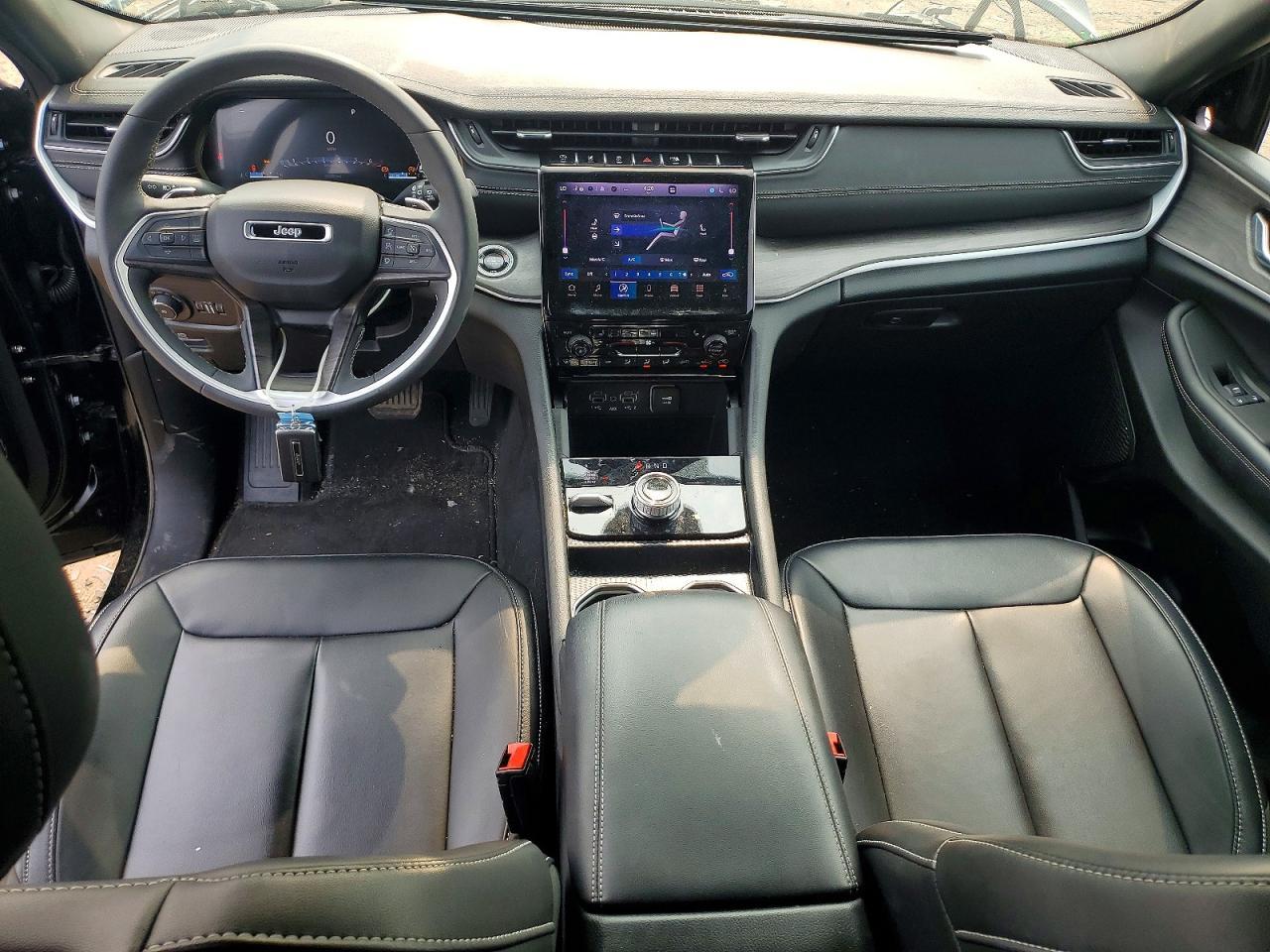 2025 Jeep Grand Cherokee Limited - zdjęcie 8