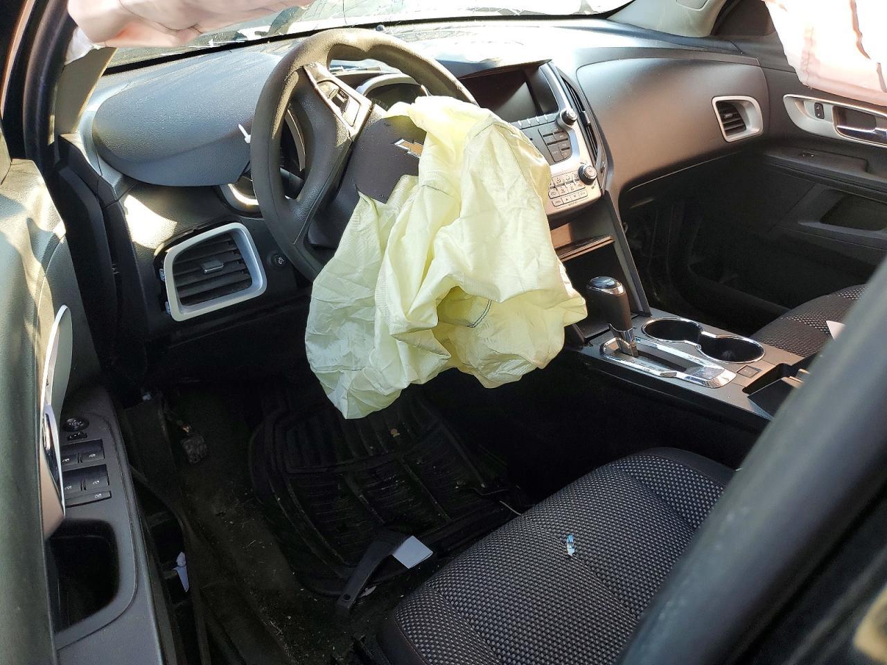 2017 Chevrolet Equinox Ls - zdjęcie 8