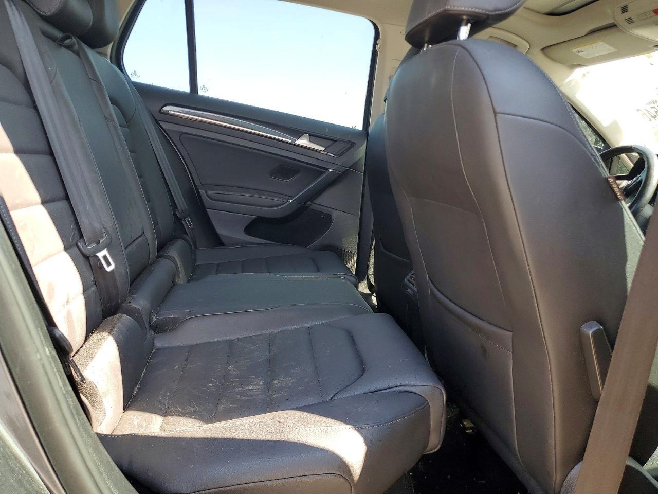 2015 Volkswagen Golf Tdi - zdjęcie 10