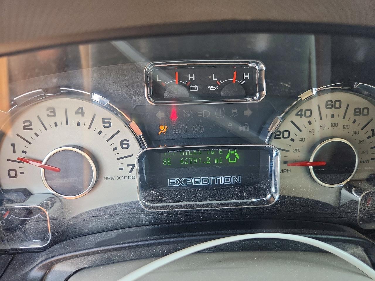 2013 Ford Expedition Limited - zdjęcie 9