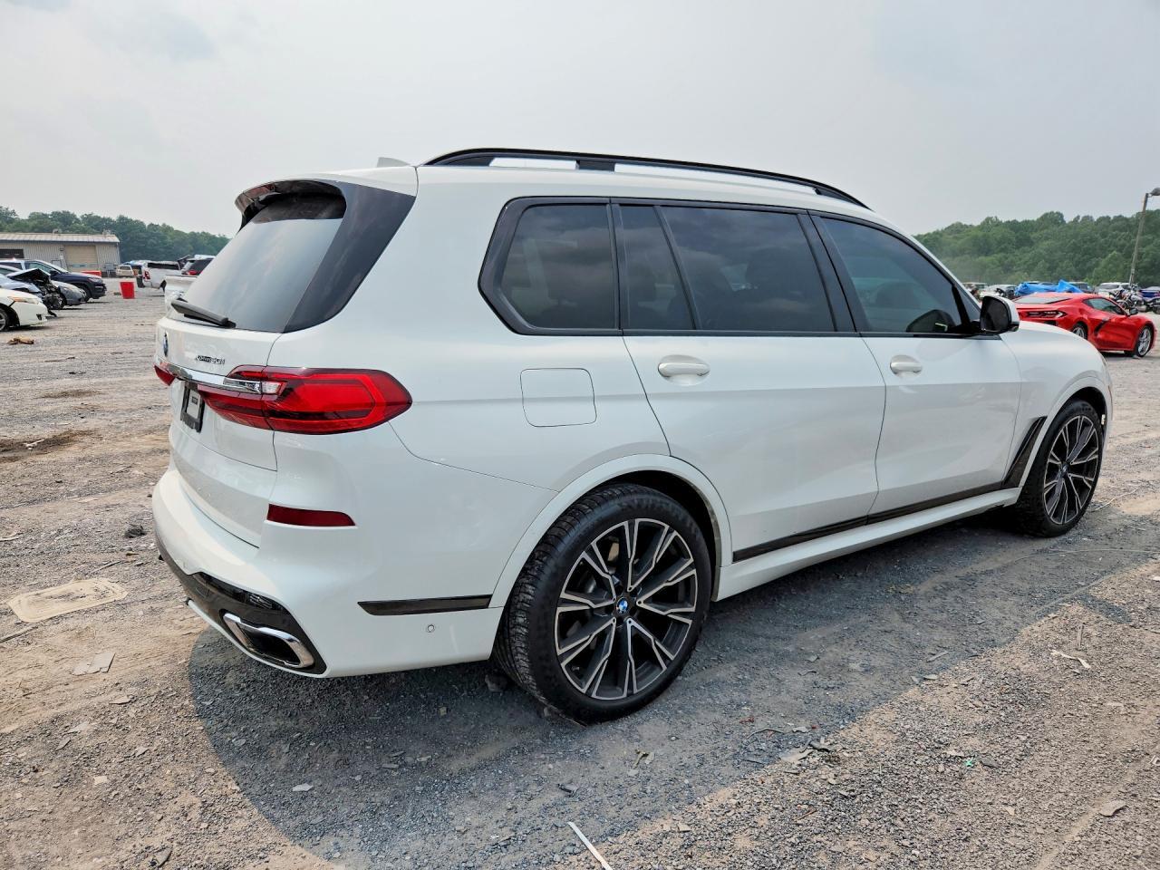 2019 BMW X7 xDrive50I - zdjęcie 3