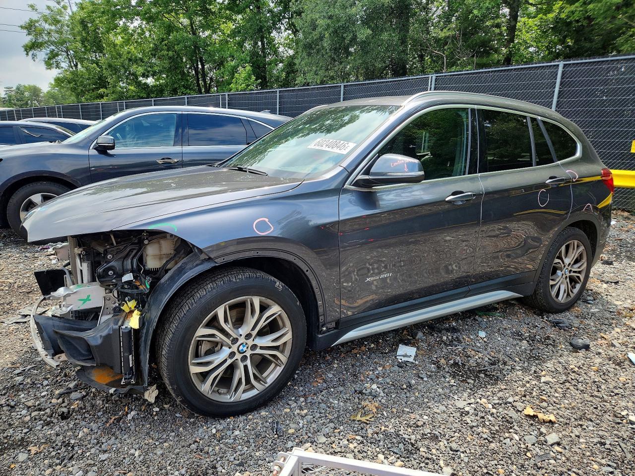 2016 BMW X1 xDrive28I - zdjęcie główne