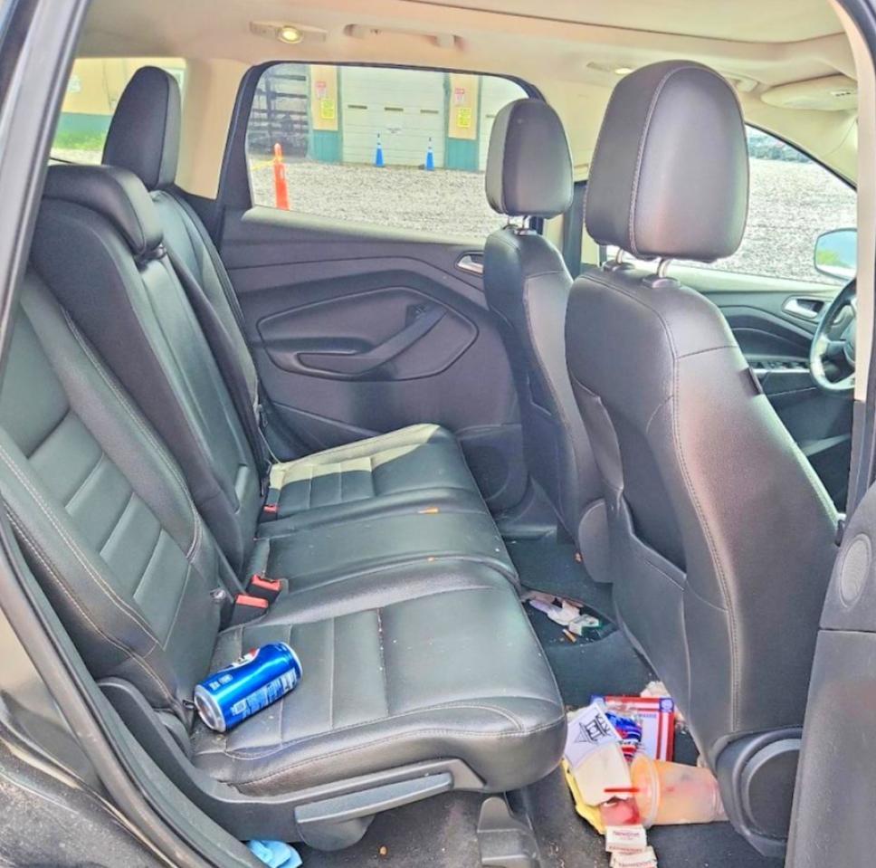 2014 Ford Escape Titanium - zdjęcie 10