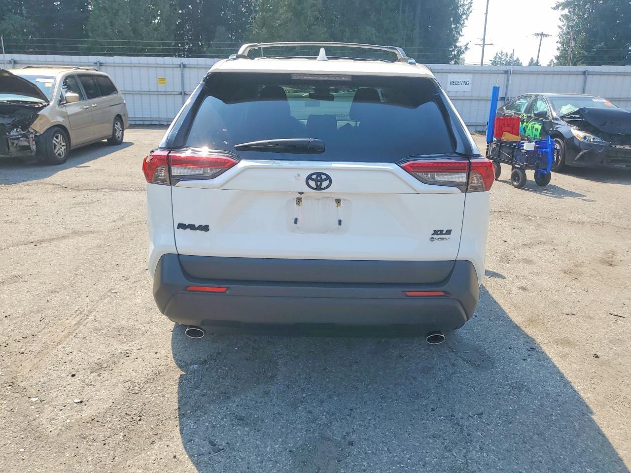 2025 Toyota Rav4 Hybrid Xle - zdjęcie 6
