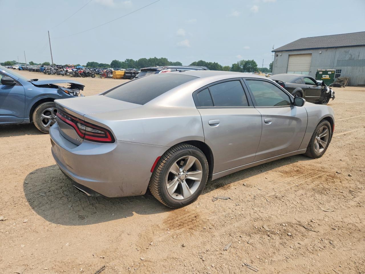 2016 Dodge Charger Sxt - zdjęcie 3