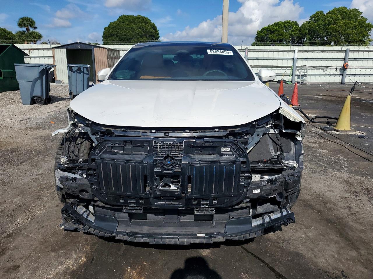 2023 BMW 740 I - zdjęcie 5
