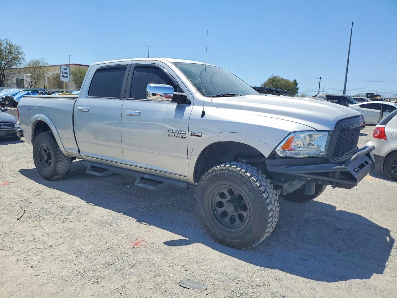 2017 Ram 1500 Laramie - zdjęcie 4