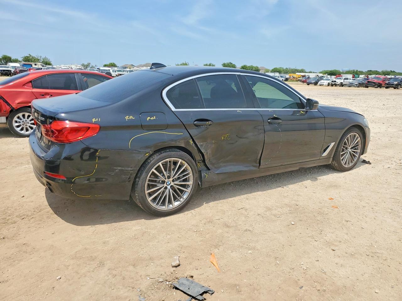 2019 BMW 530 I - zdjęcie 3