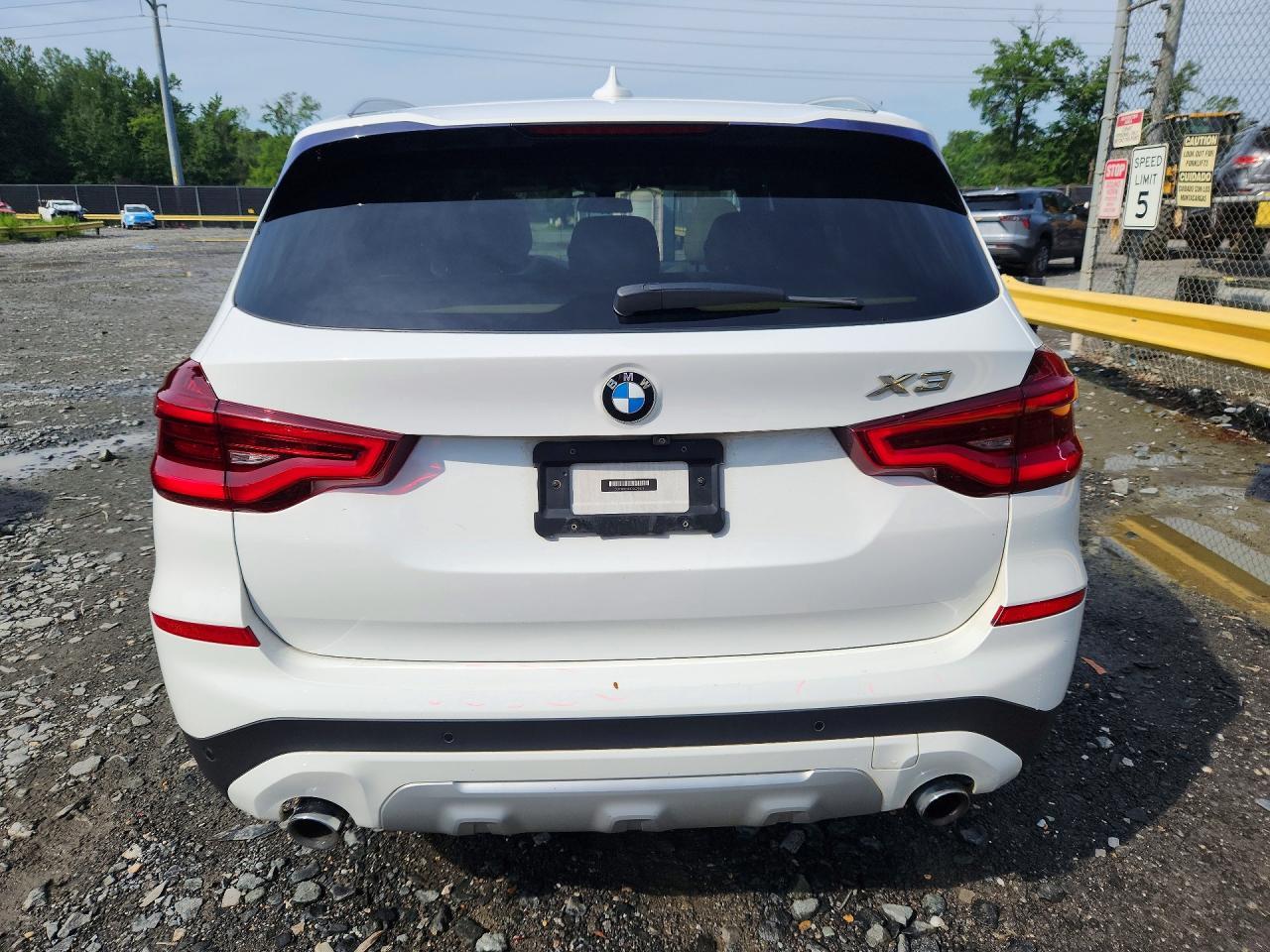 2018 BMW X3 xDrive30I - zdjęcie 6