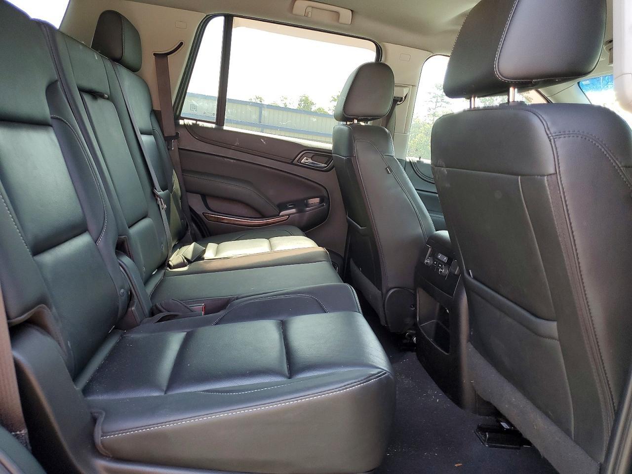 2019 Chevrolet Tahoe C1500 Lt - zdjęcie 11