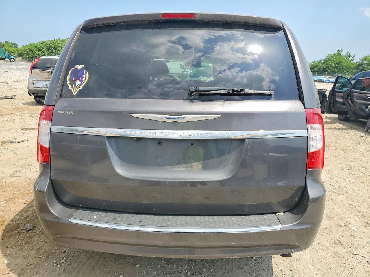 2016 Chrysler Town & Country Touring - zdjęcie 6