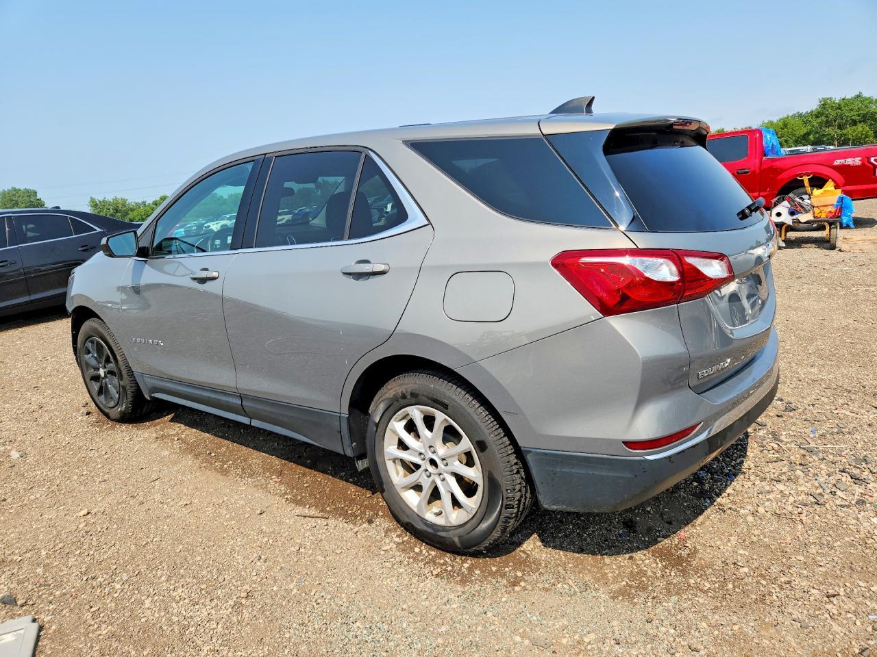 2018 Chevrolet Equinox Lt - zdjęcie 2