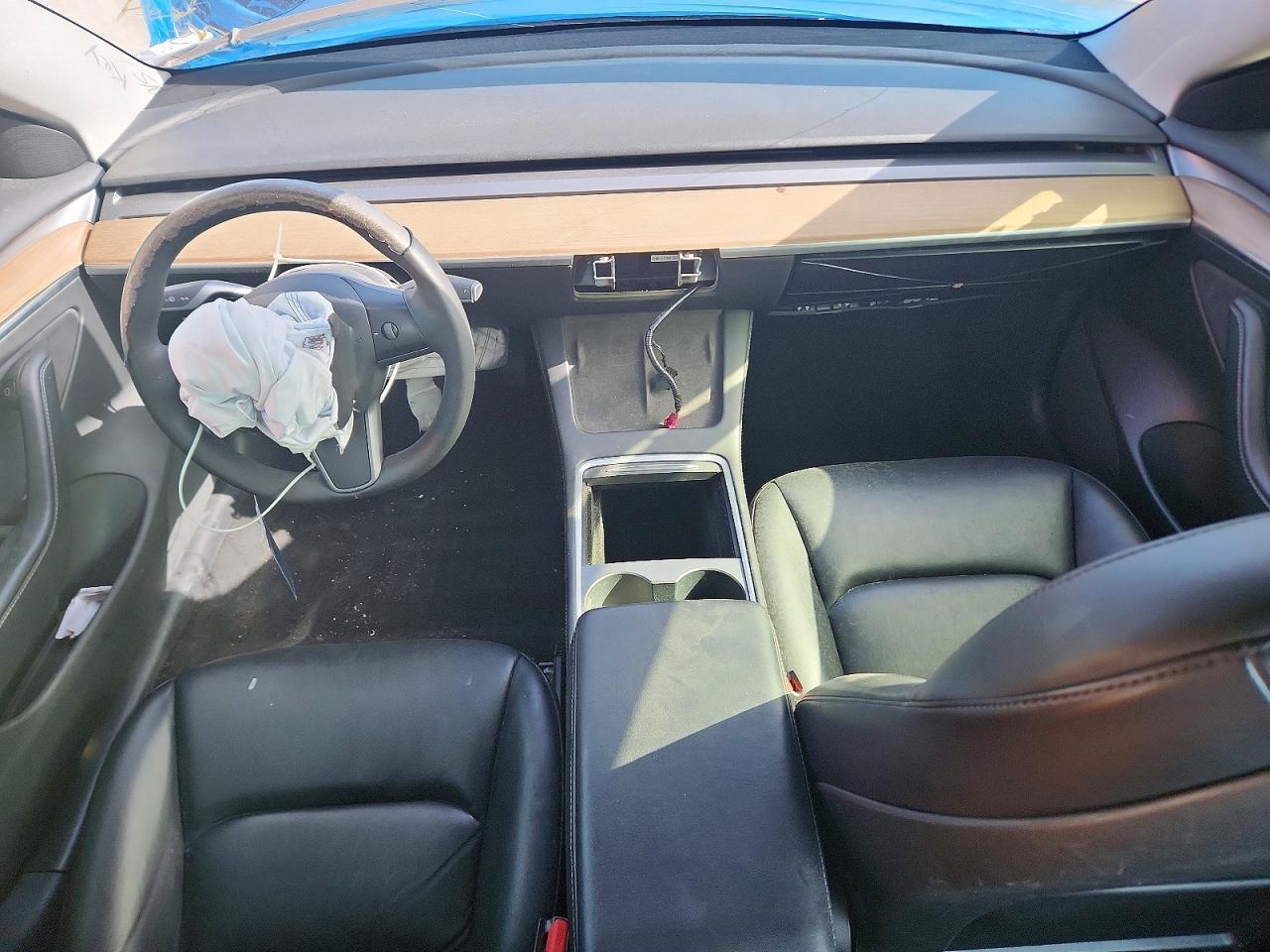 2022 Tesla Model 3 - zdjęcie 8