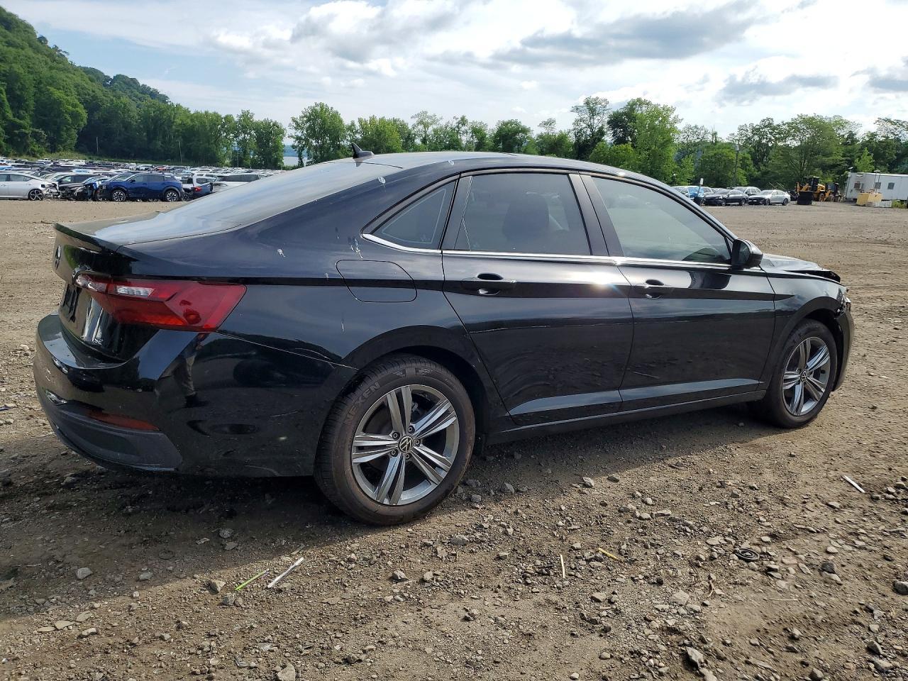 2024 Volkswagen Jetta Se - zdjęcie 3