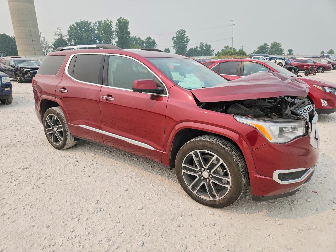 2017 GMC Acadia Denali - zdjęcie 4