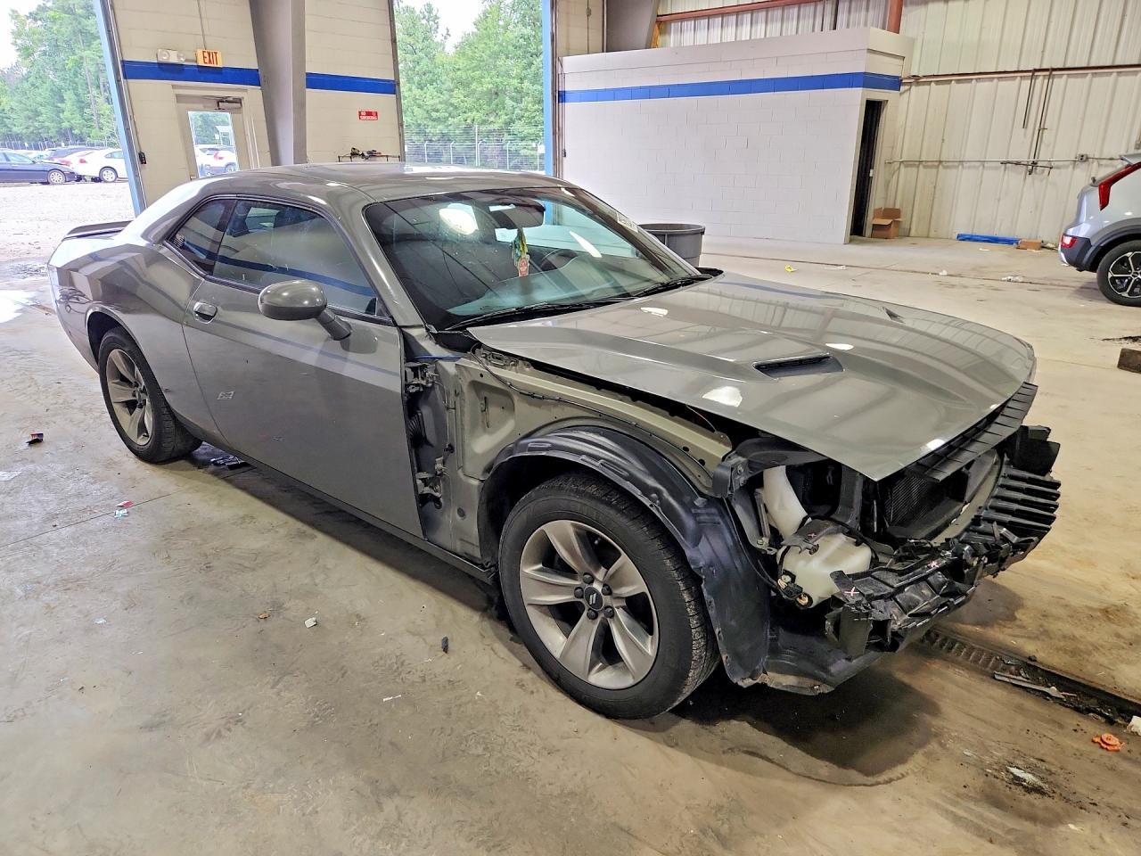 2019 Dodge Challenger Sxt - zdjęcie 4