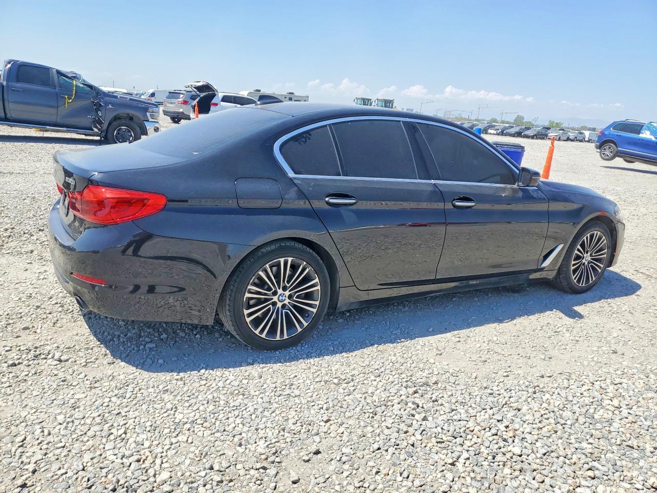 2017 BMW Seria 5 530i - zdjęcie 3
