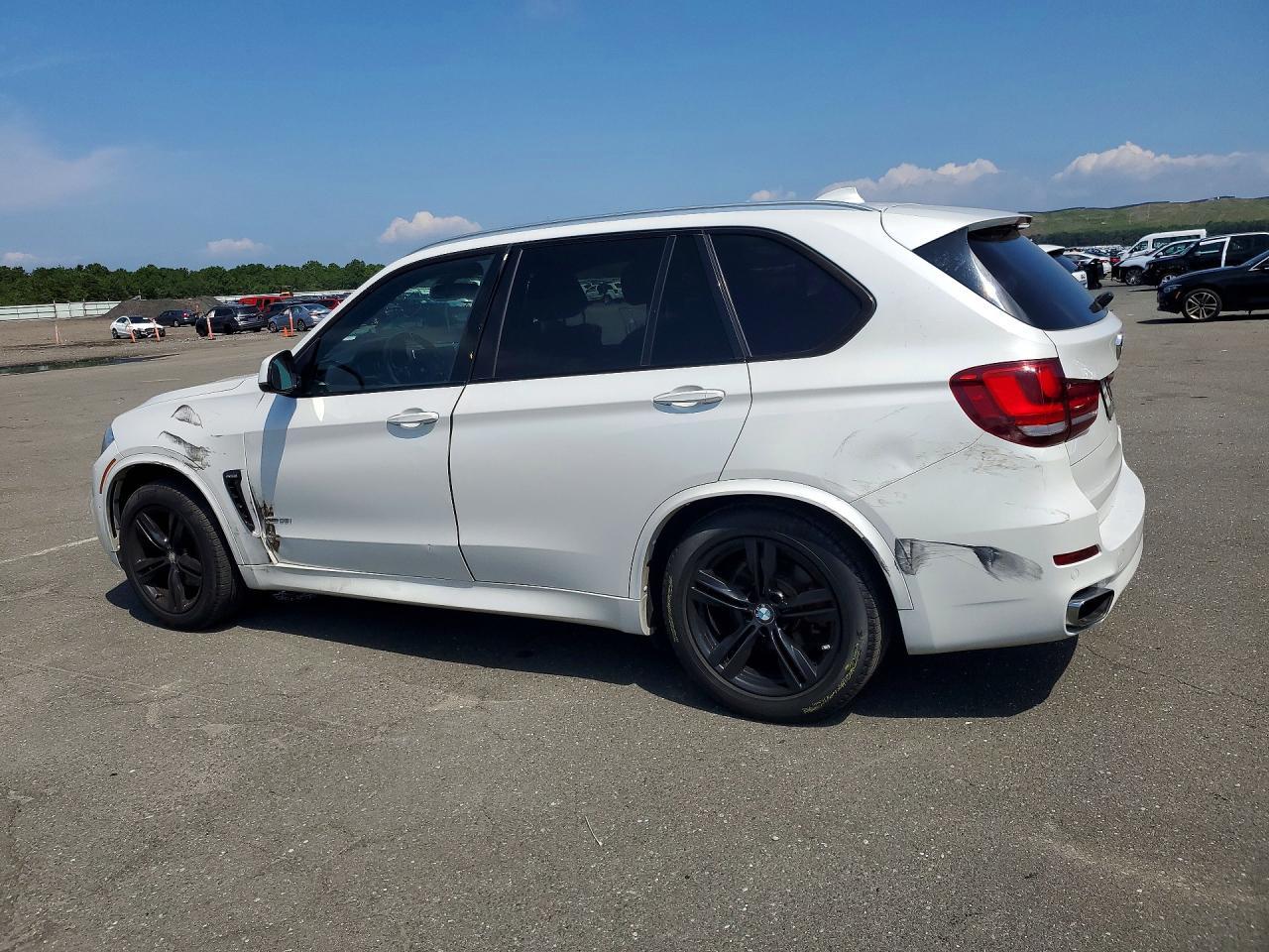 2015 BMW X5 xDrive35I - zdjęcie 2
