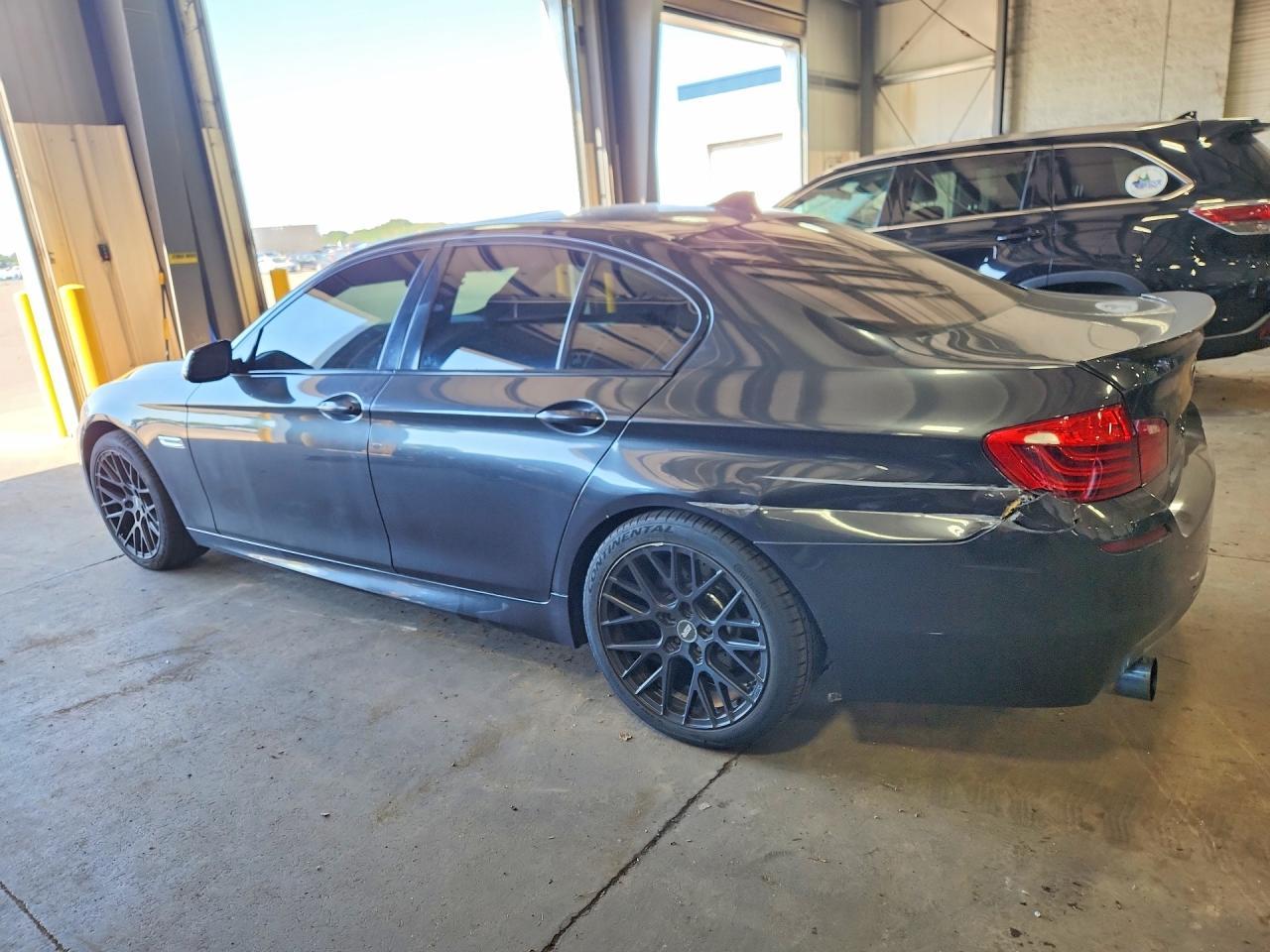 2014 BMW Seria 5 535i - zdjęcie 2