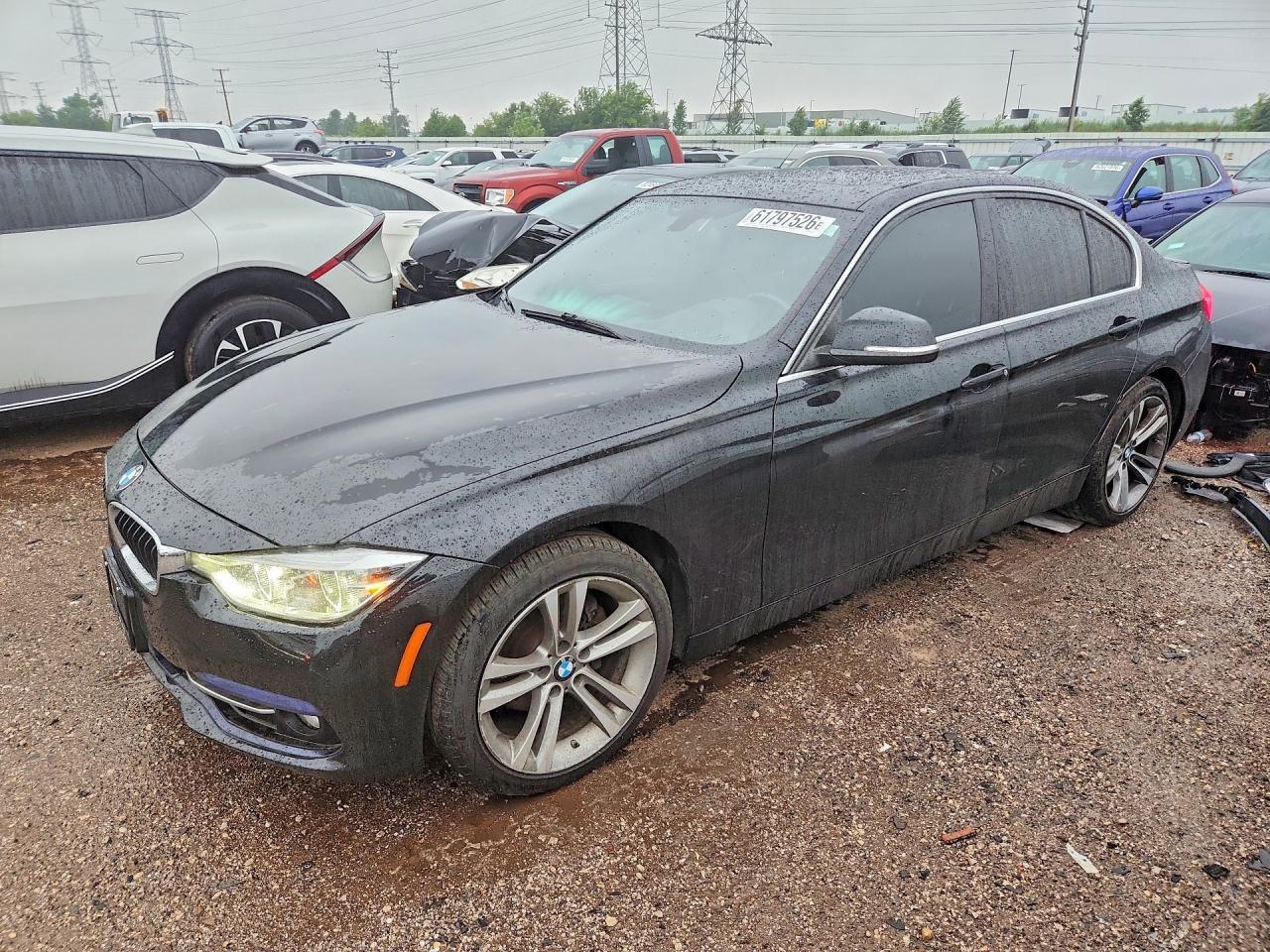 2018 BMW Seria 3 330i - zdjęcie główne