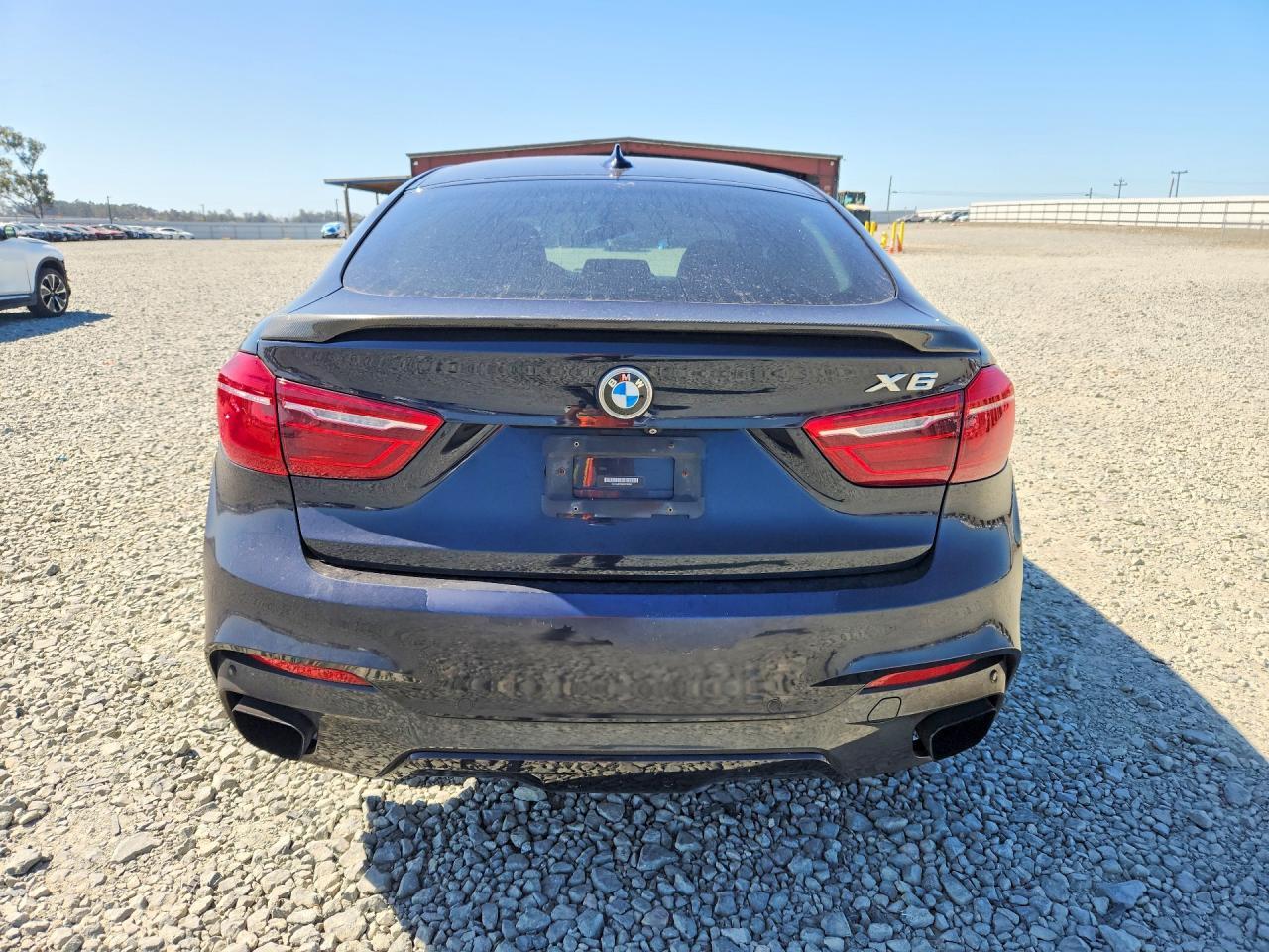 2016 BMW X6 xDrive50I - zdjęcie 6