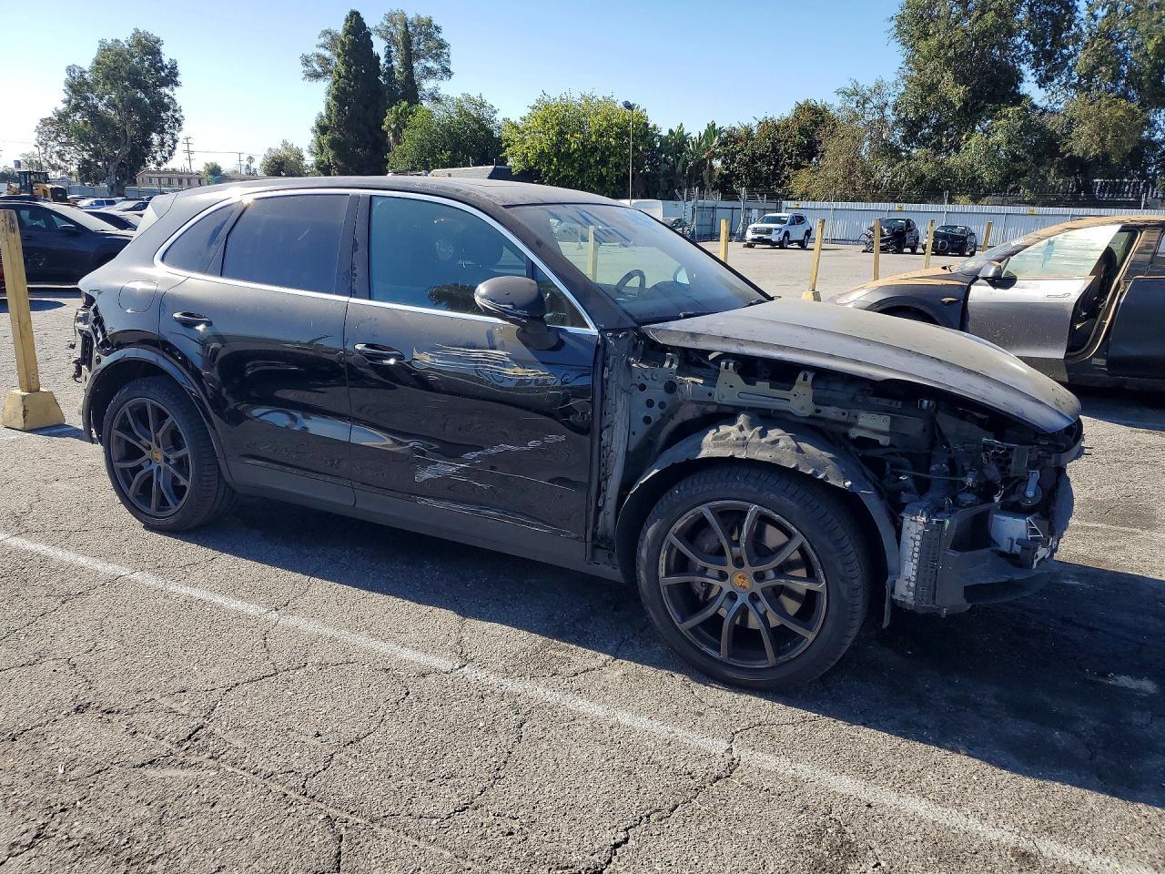 2023 Porsche Cayenne Base/Platinum Edition - zdjęcie 4