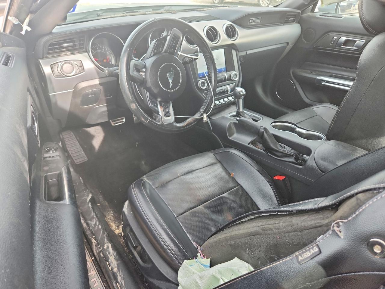 2020 Ford Mustang - zdjęcie 8