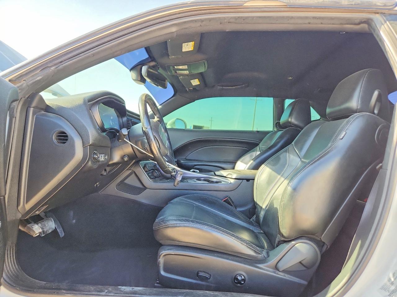 2016 Dodge Challenger Sxt - zdjęcie 7