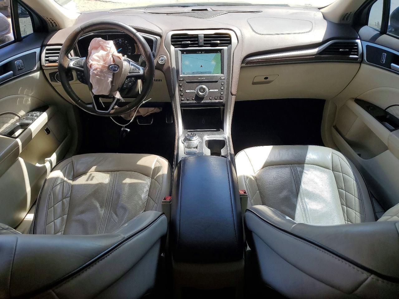2017 Ford Fusion Titanium Phev - zdjęcie 8