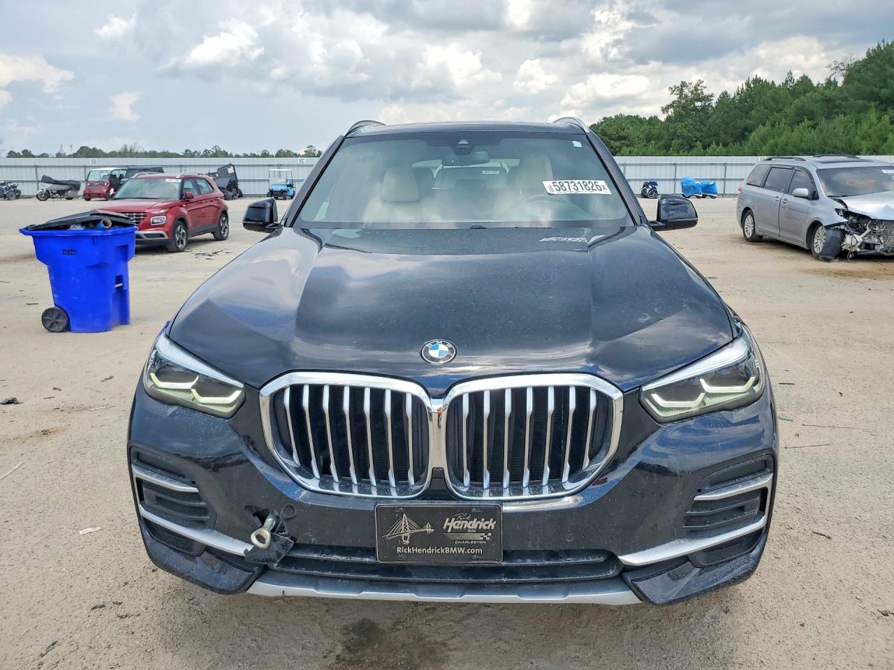 2022 BMW X5 xDrive40I - zdjęcie 5