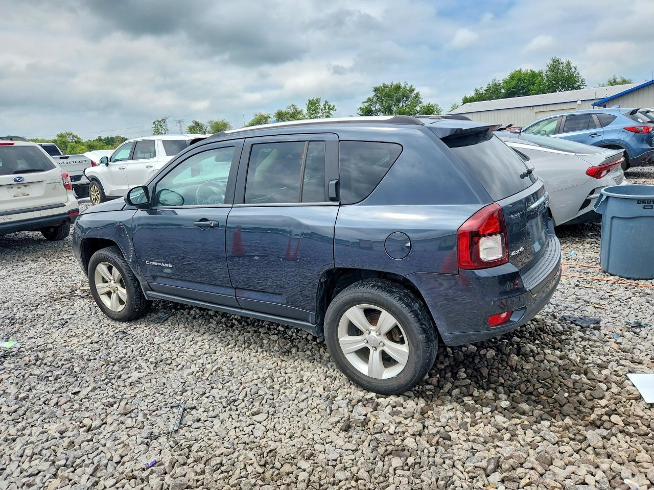 2014 Jeep Compass Latitude - zdjęcie 2
