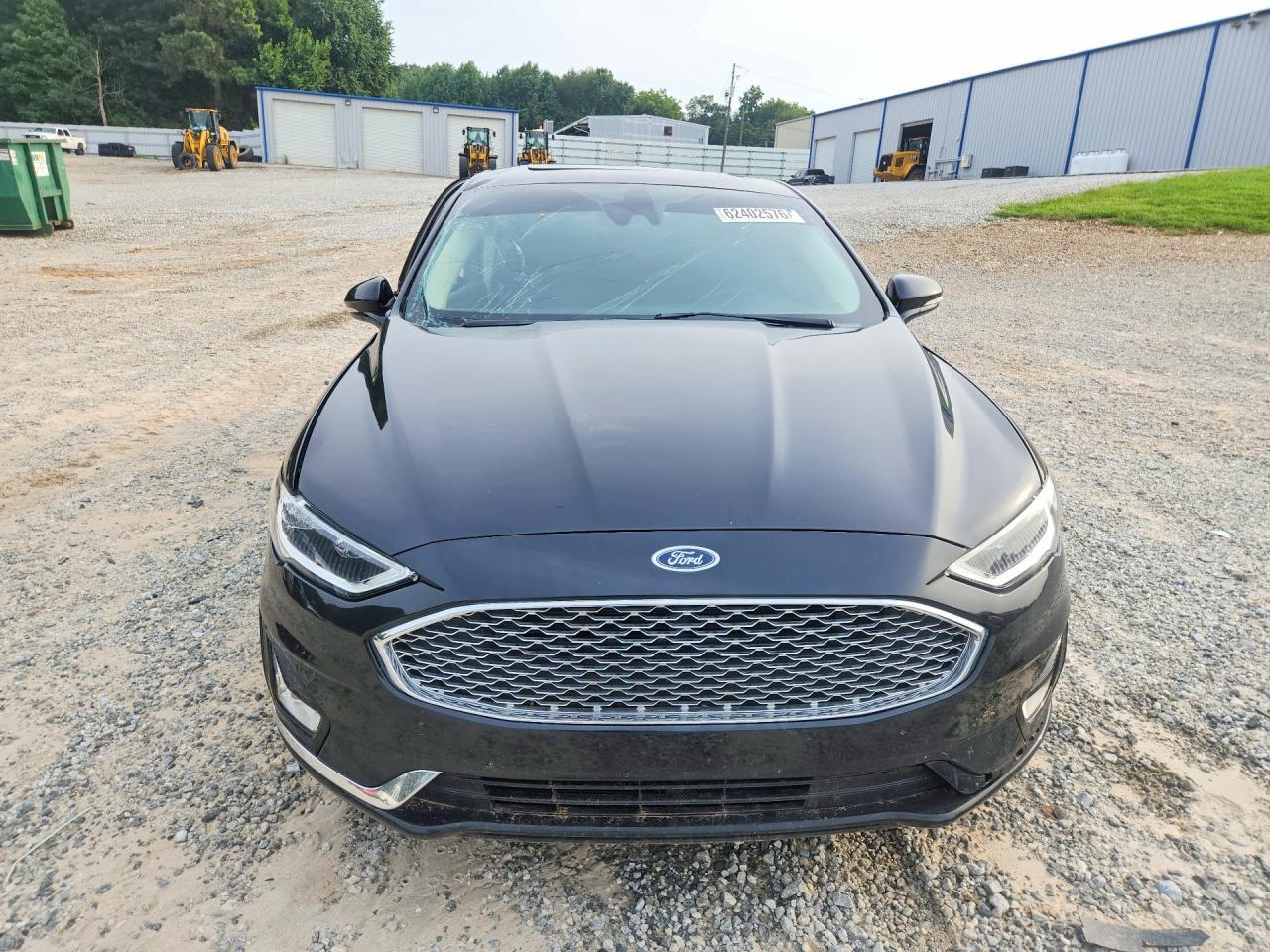 2020 Ford Fusion Titanium - zdjęcie 5
