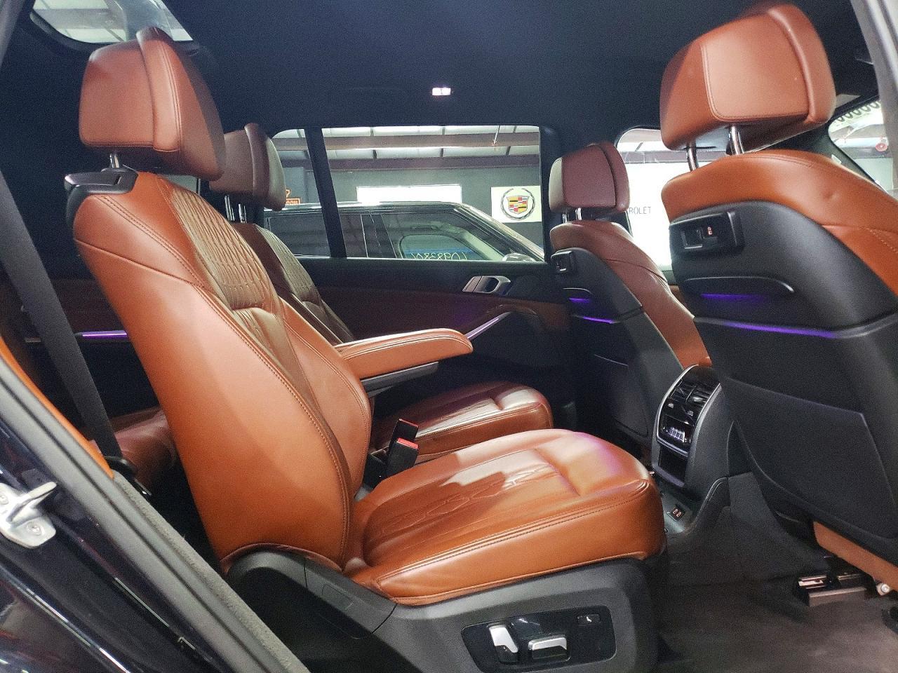2019 BMW X7 xDrive50I - zdjęcie 11