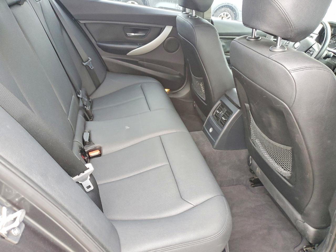 2013 BMW 328 I - zdjęcie 10