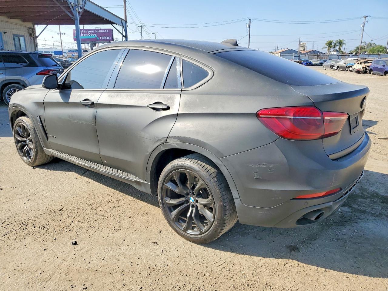 2016 BMW X6 xDrive35I - zdjęcie 2