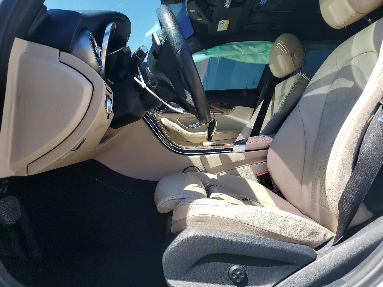 2018 Mercedes-Benz C 300 - zdjęcie 7