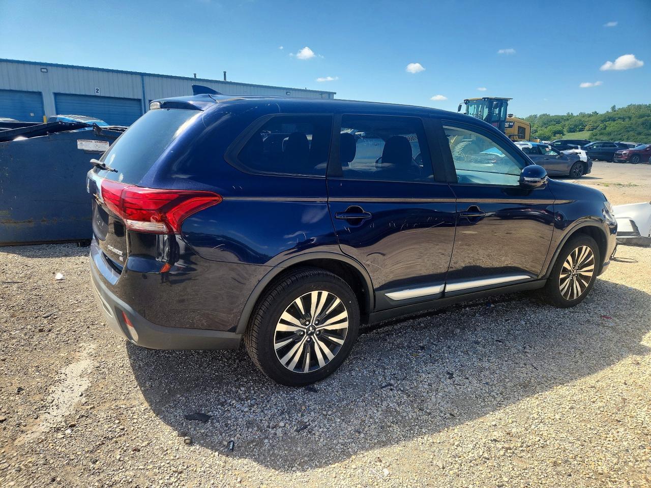 2019 Mitsubishi Outlander Se - zdjęcie 3