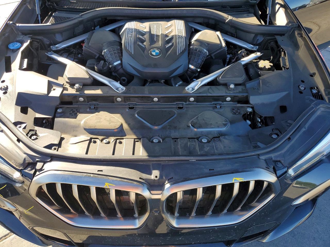 2022 BMW X6 M50I - zdjęcie 11
