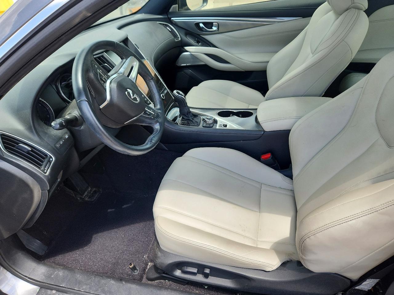 2017 Infiniti Q60 2.0T Premium - zdjęcie 7